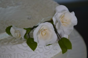 Sugarpaste roses