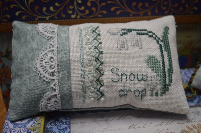 Cross-stitch snowdrop