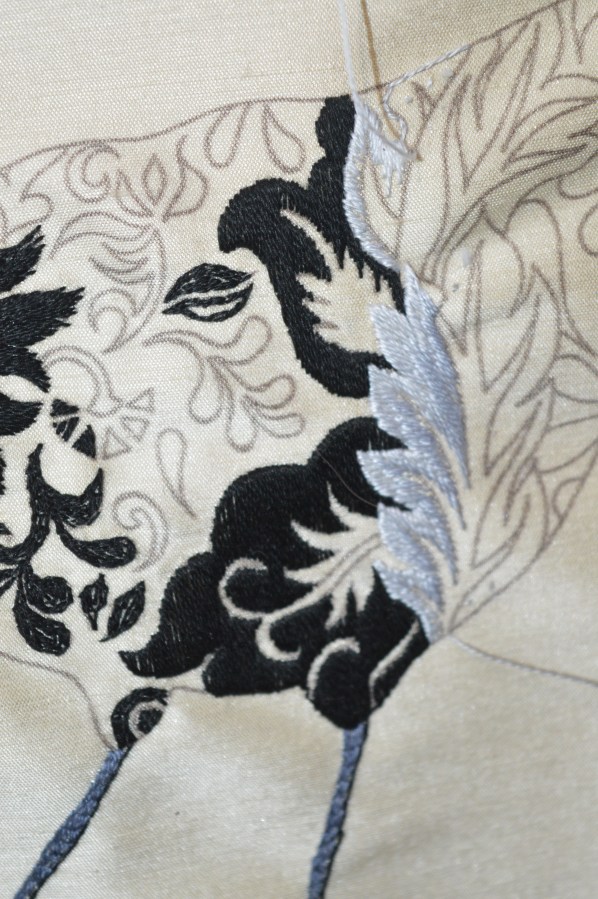 Blackbird Embroidery by Nicola Jarvis