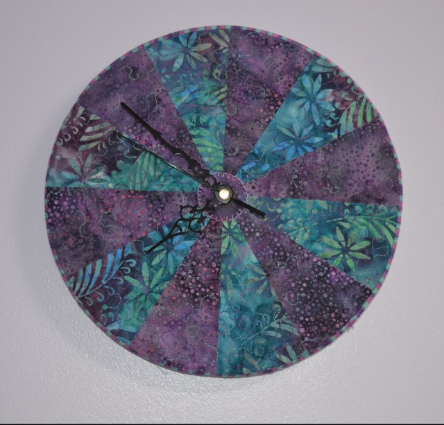 Sewing Room Clock, Springwood House designs kit.