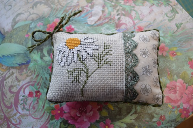 Chamomile cross-stitch by the Crafty Creek
